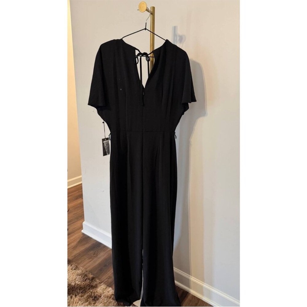 NWT Vince Camuto Black Wide Leg Jumpsuit Plunge V Neck Minimalist Elegant S - Picture 6 of 10